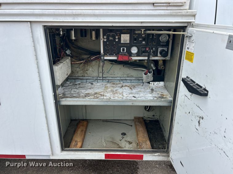 image for item FC5073 2008 Ford F550 XL Super Duty utility / service truck