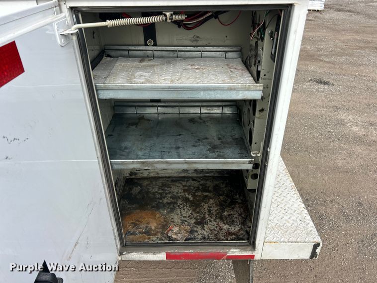 image for item FC5073 2008 Ford F550 XL Super Duty utility / service truck