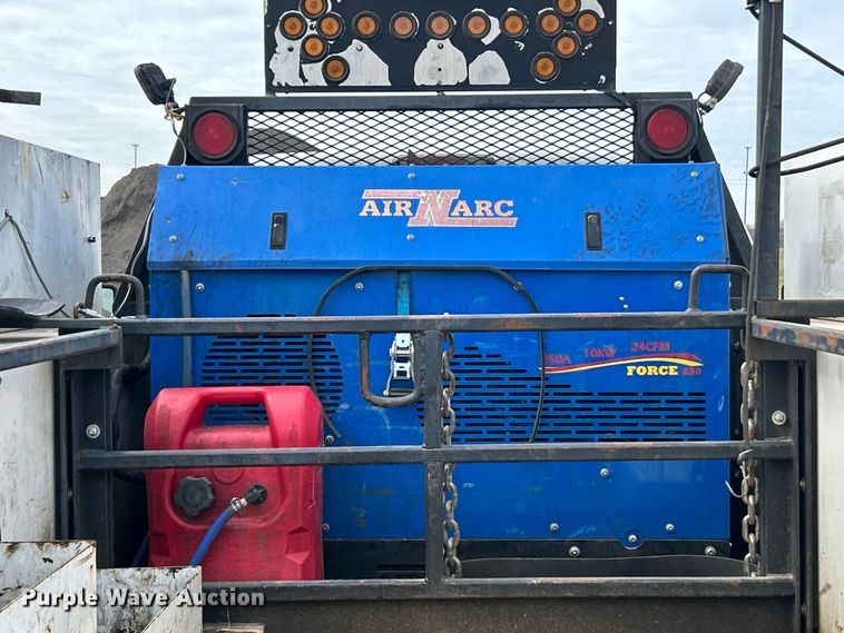 image for item FC5073 2008 Ford F550 XL Super Duty utility / service truck