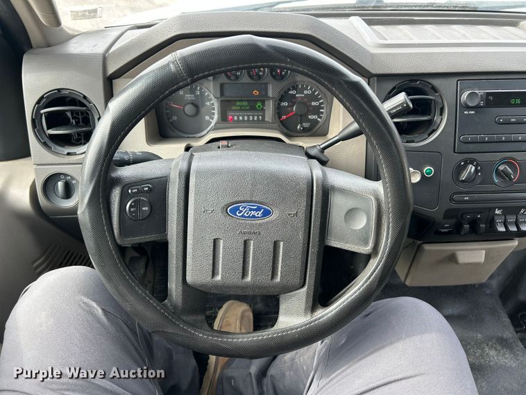 image for item FC5073 2008 Ford F550 XL Super Duty utility / service truck