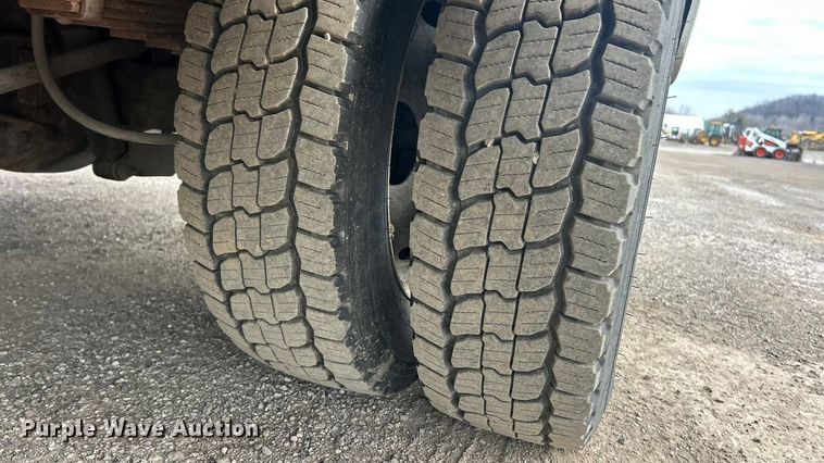 image for item FC5073 2008 Ford F550 XL Super Duty utility / service truck