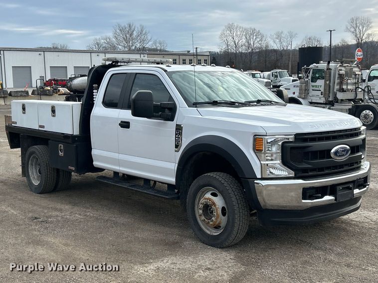 image for item FC5074 2021 Ford F450 XL Super Duty Ext. Cab flatbed truck