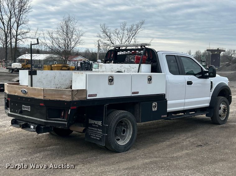 image for item FC5074 2021 Ford F450 XL Super Duty Ext. Cab flatbed truck