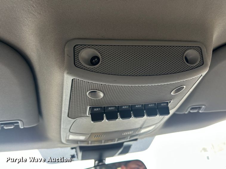 image for item FC5074 2021 Ford F450 XL Super Duty Ext. Cab flatbed truck