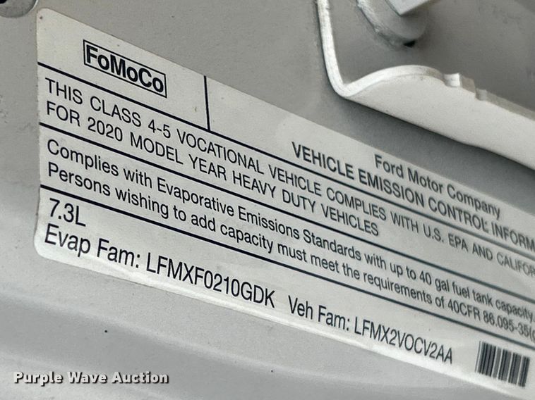 image for item FC5074 2021 Ford F450 XL Super Duty Ext. Cab flatbed truck