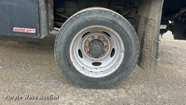 image for item FC5074 2021 Ford F450 XL Super Duty Ext. Cab flatbed truck