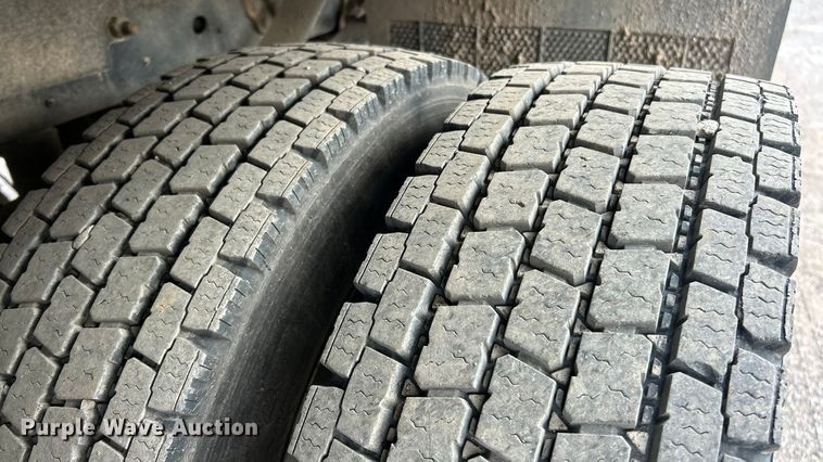 image for item FC5074 2021 Ford F450 XL Super Duty Ext. Cab flatbed truck