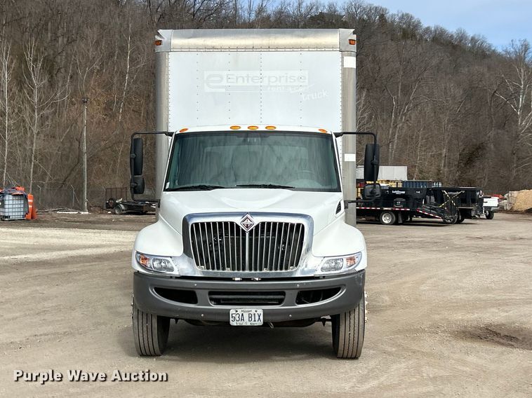 image for item FC5078 2006 International 4300 box truck