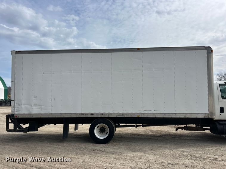 image for item FC5078 2006 International 4300 box truck