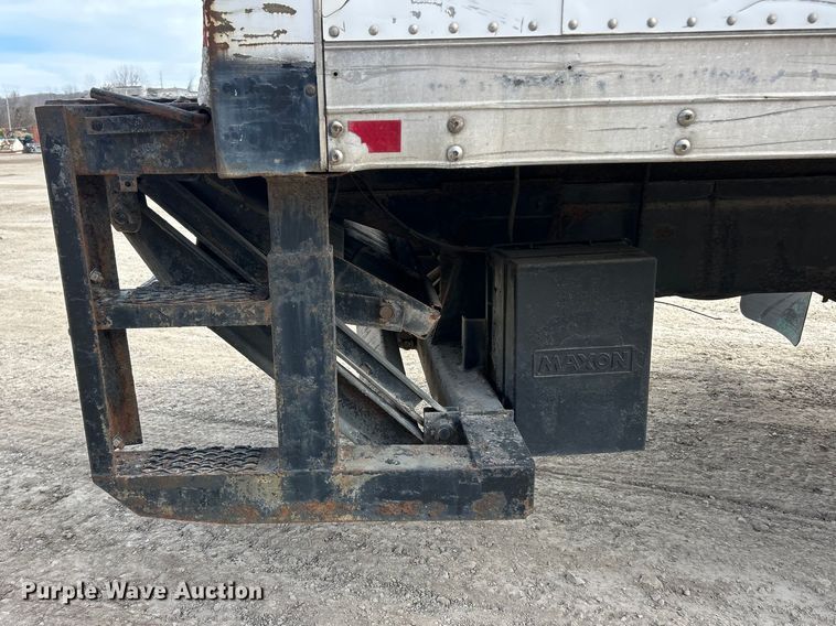 image for item FC5078 2006 International 4300 box truck