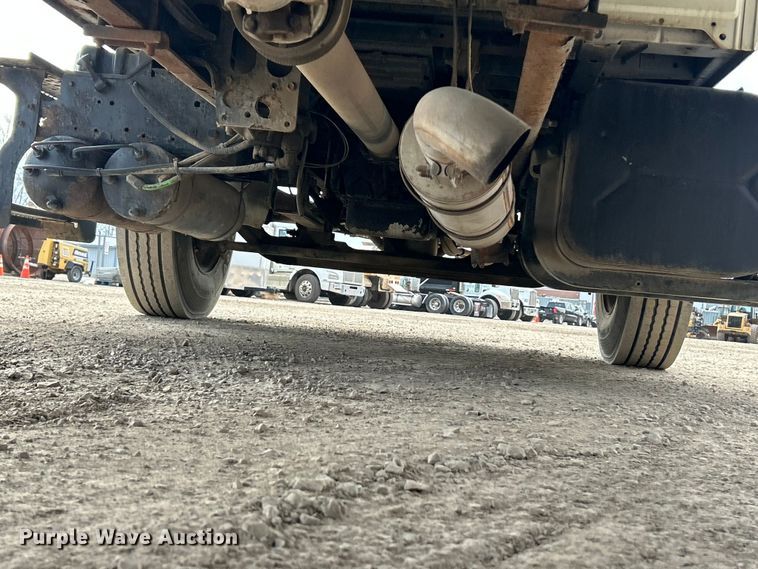 image for item FC5078 2006 International 4300 box truck