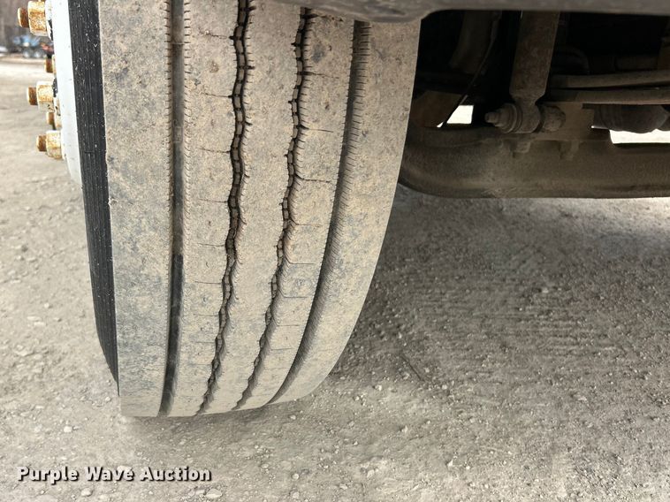 image for item FC5078 2006 International 4300 box truck