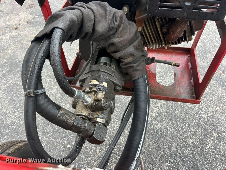 image for item FC5136 General 660H post hole auger