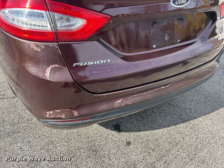 image for item FC5141 2013 Ford Fusion SE 