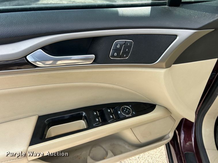 image for item FC5141 2013 Ford Fusion SE 