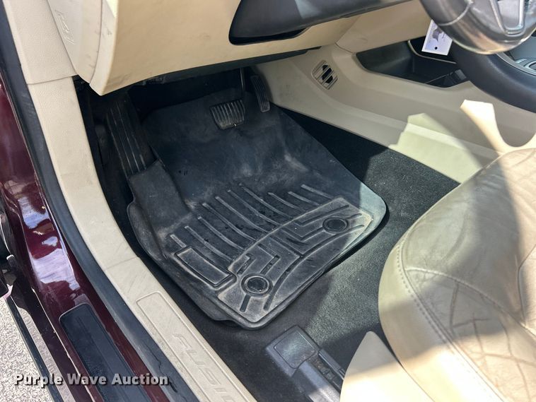 image for item FC5141 2013 Ford Fusion SE 