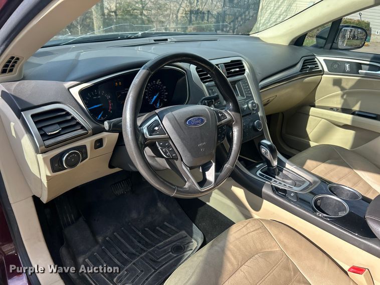 image for item FC5141 2013 Ford Fusion SE 