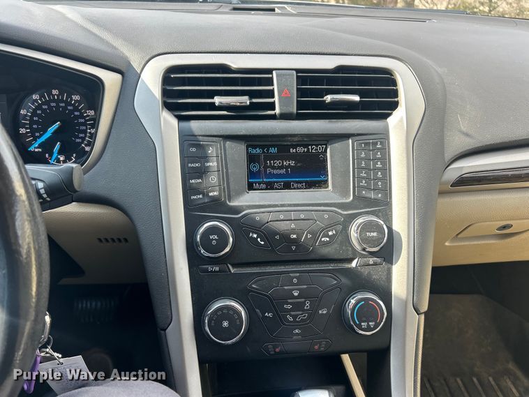 image for item FC5141 2013 Ford Fusion SE 