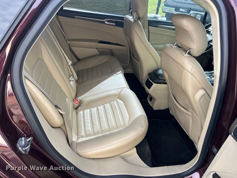 image for item FC5141 2013 Ford Fusion SE 