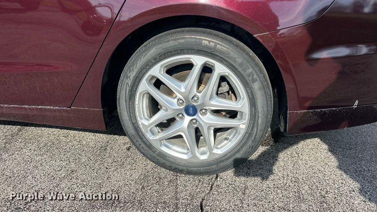 image for item FC5141 2013 Ford Fusion SE 