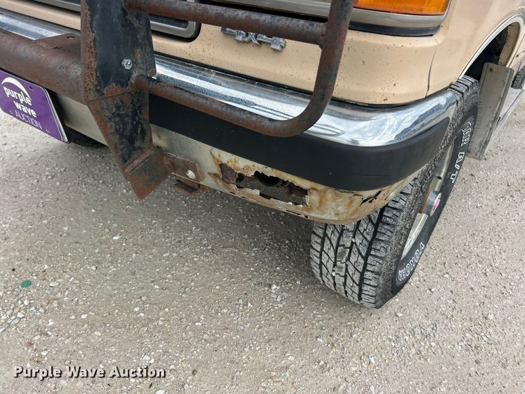 image for item FC5142 1990 Ford F250  pickup truck