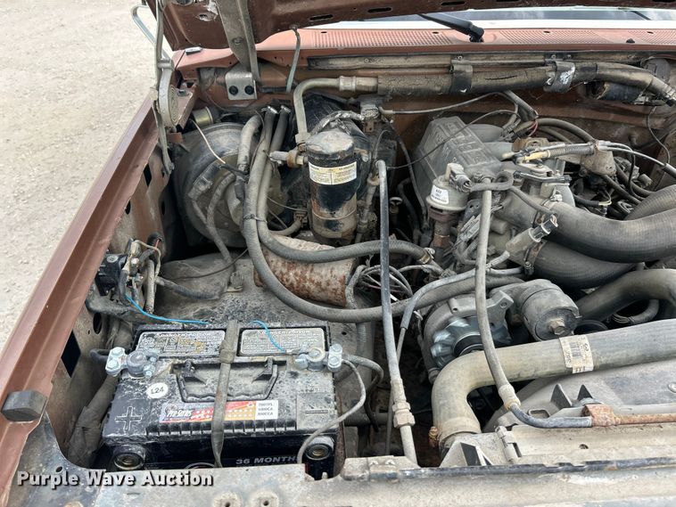 image for item FC5142 1990 Ford F250  pickup truck