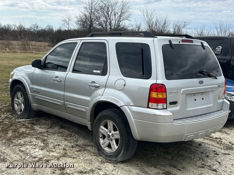 image for item FC5143 2007 Ford Escape Hybrid SUV
