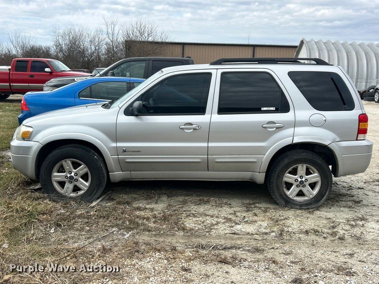 image for item FC5143 2007 Ford Escape Hybrid SUV