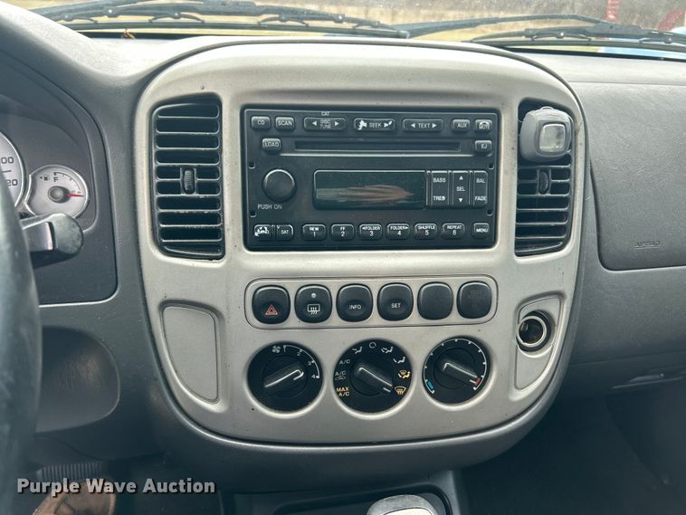 image for item FC5143 2007 Ford Escape Hybrid SUV