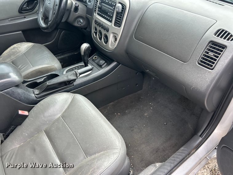 image for item FC5143 2007 Ford Escape Hybrid SUV