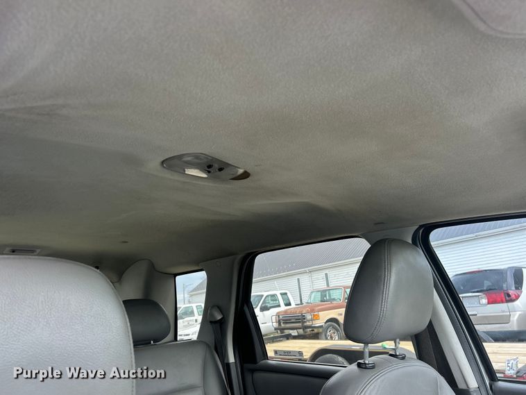 image for item FC5143 2007 Ford Escape Hybrid SUV