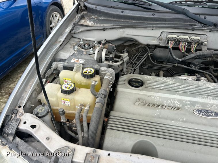 image for item FC5143 2007 Ford Escape Hybrid SUV