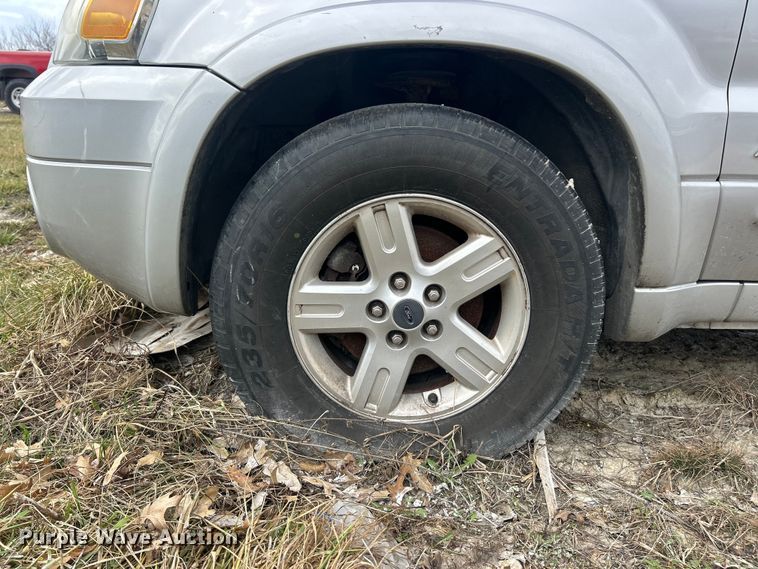 image for item FC5143 2007 Ford Escape Hybrid SUV