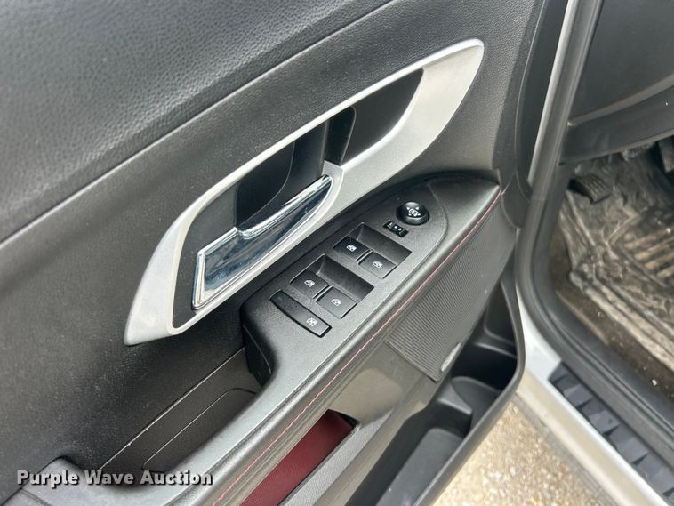 image for item FC5145 2011 Chevrolet Equinox LTZ SUV