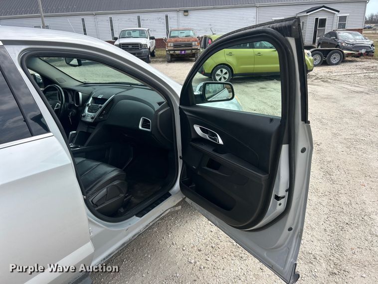 image for item FC5145 2011 Chevrolet Equinox LTZ SUV