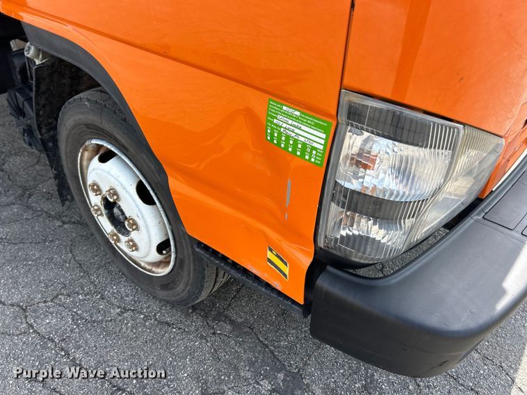 image for item FC5146 2007 GMC W4500 dump flatbed truck