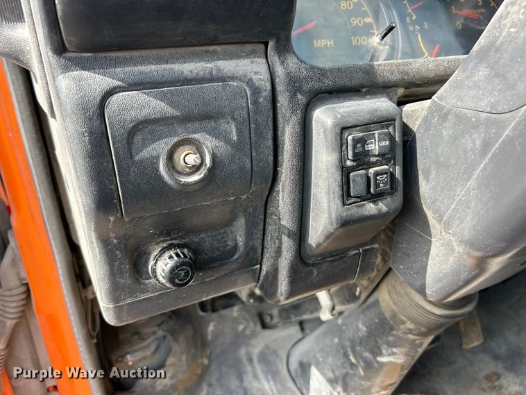 image for item FC5146 2007 GMC W4500 dump flatbed truck