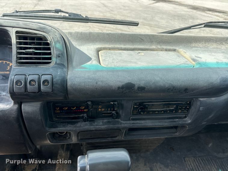 image for item FC5146 2007 GMC W4500 dump flatbed truck