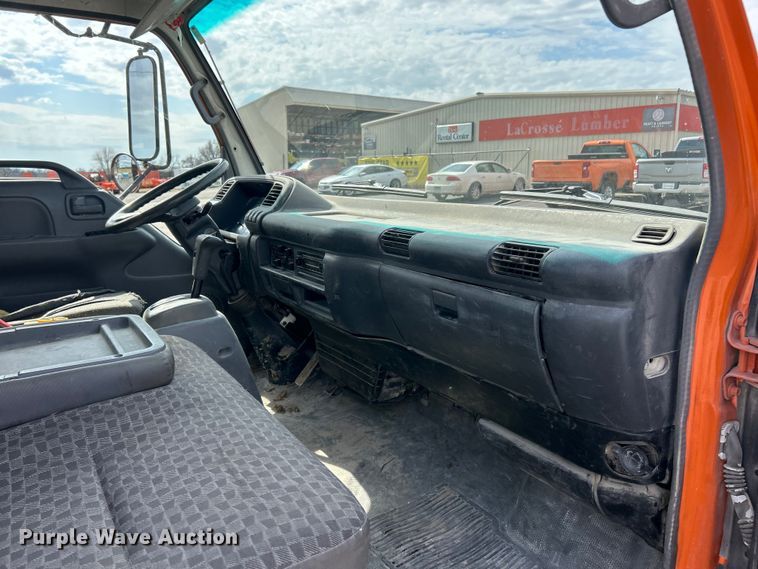 image for item FC5146 2007 GMC W4500 dump flatbed truck