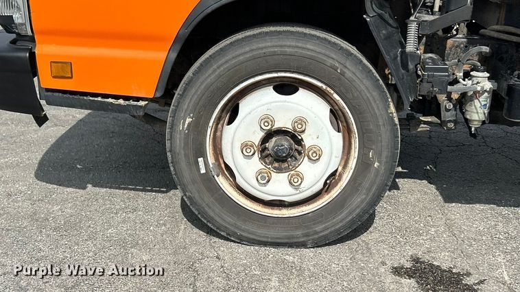 image for item FC5146 2007 GMC W4500 dump flatbed truck