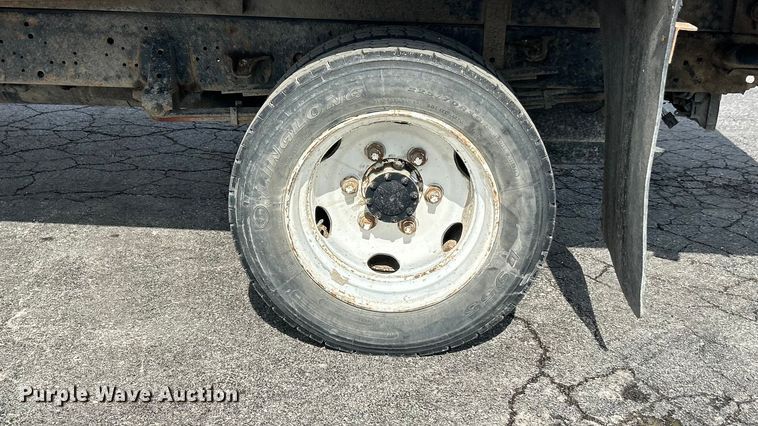 image for item FC5146 2007 GMC W4500 dump flatbed truck