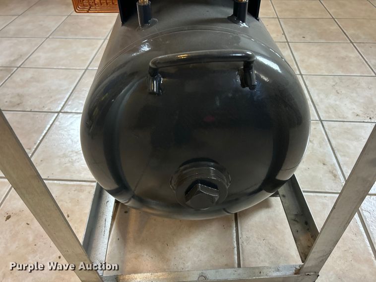 image for item FC5147 Land Hero LDH-GAC40Y air compressor