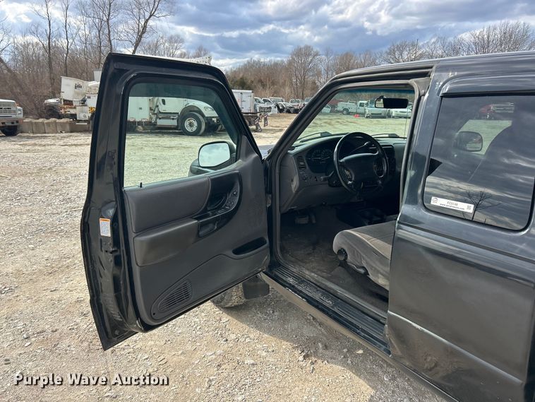 image for item FC5148 1999 Ford Ranger XLT Ext. Cab pickup truck