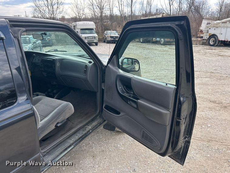 image for item FC5148 1999 Ford Ranger XLT Ext. Cab pickup truck