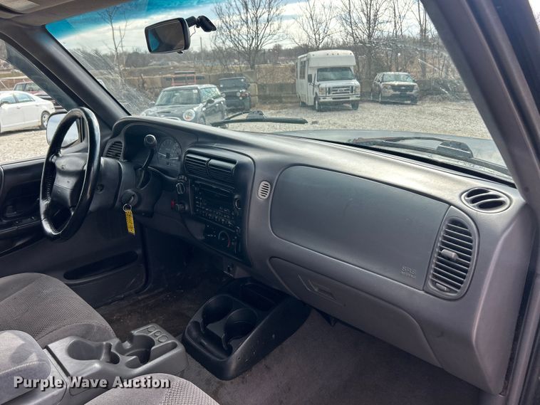 image for item FC5148 1999 Ford Ranger XLT Ext. Cab pickup truck