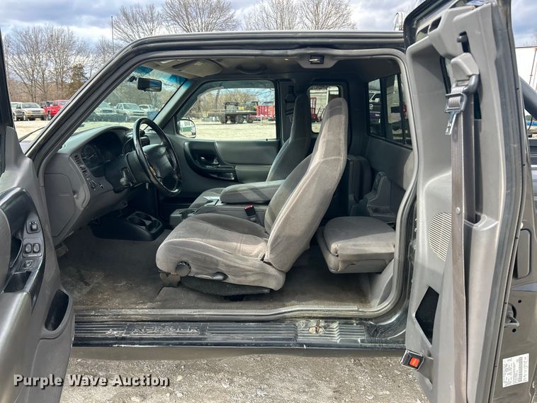 image for item FC5148 1999 Ford Ranger XLT Ext. Cab pickup truck