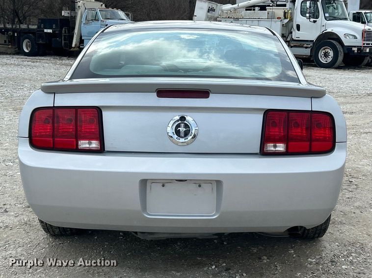 image for item FC5149 2008 Ford Mustang 