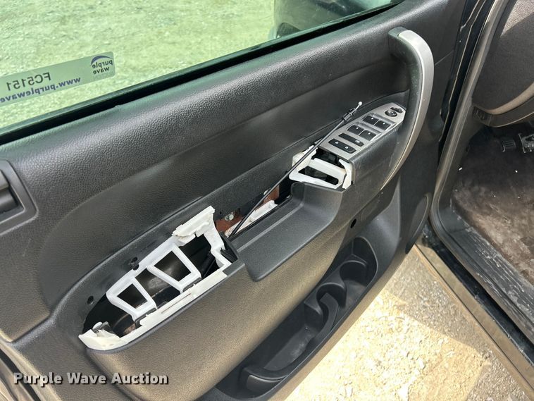 image for item FC5151 2013 Chevrolet Silverado 1500 Ext. Cab pickup truck