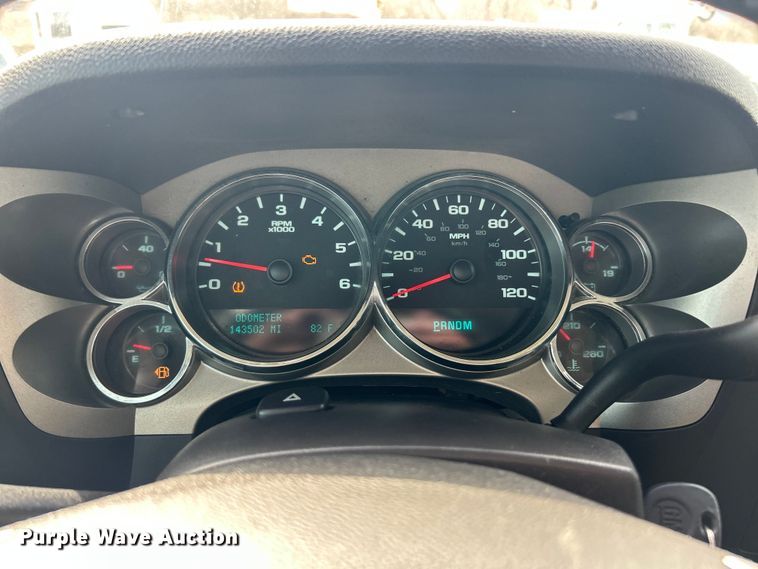 image for item FC5151 2013 Chevrolet Silverado 1500 Ext. Cab pickup truck