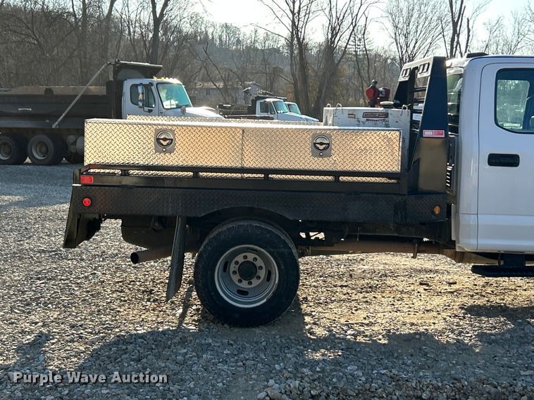 image for item FC5156 2020 Ford F350 Super Duty XL Crew Cab flatbed pickup truck